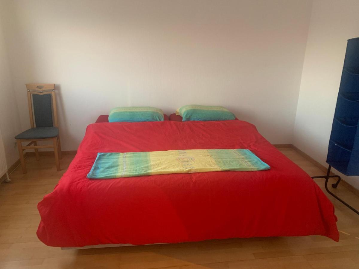 Sehr Schone Zimmer 1 In Wien Favoriten Экстерьер фото