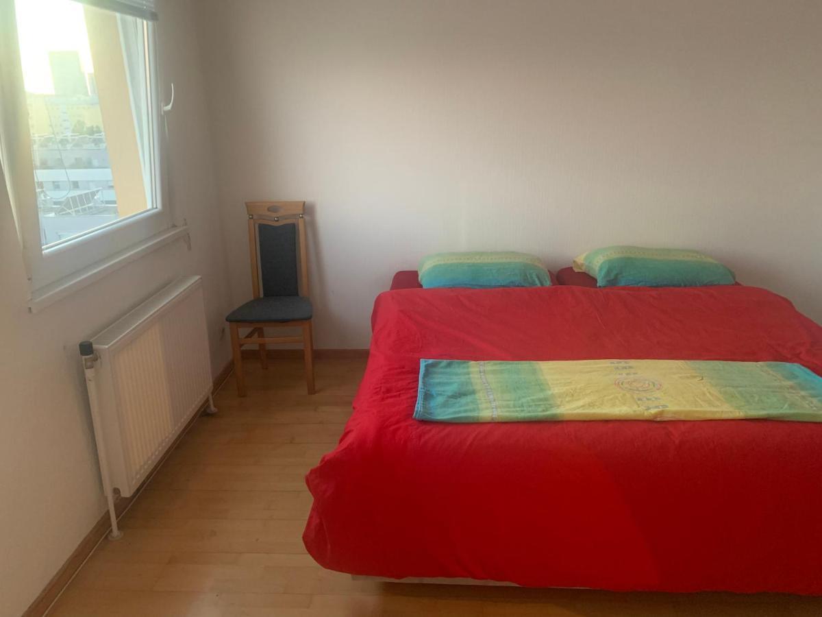 Sehr Schone Zimmer 1 In Wien Favoriten Экстерьер фото