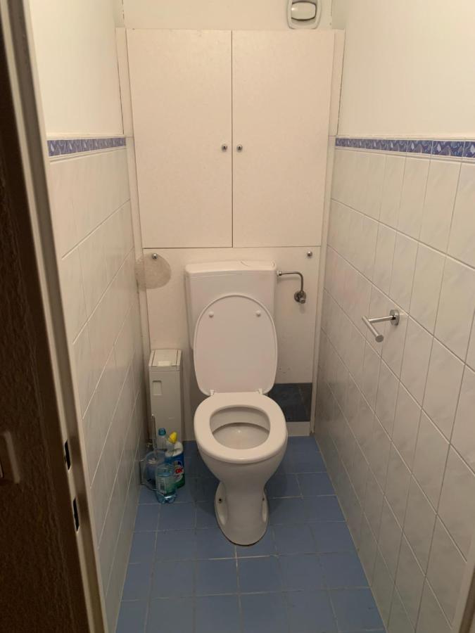 Sehr Schone Zimmer 1 In Wien Favoriten Экстерьер фото